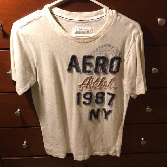 Creme White T-Shirt - Picture 1 of 2